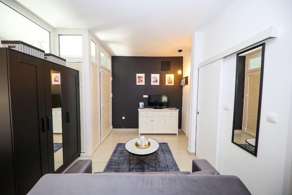 “Minipalais” Apartment In The Heart Of Zadar Bagian luar foto
