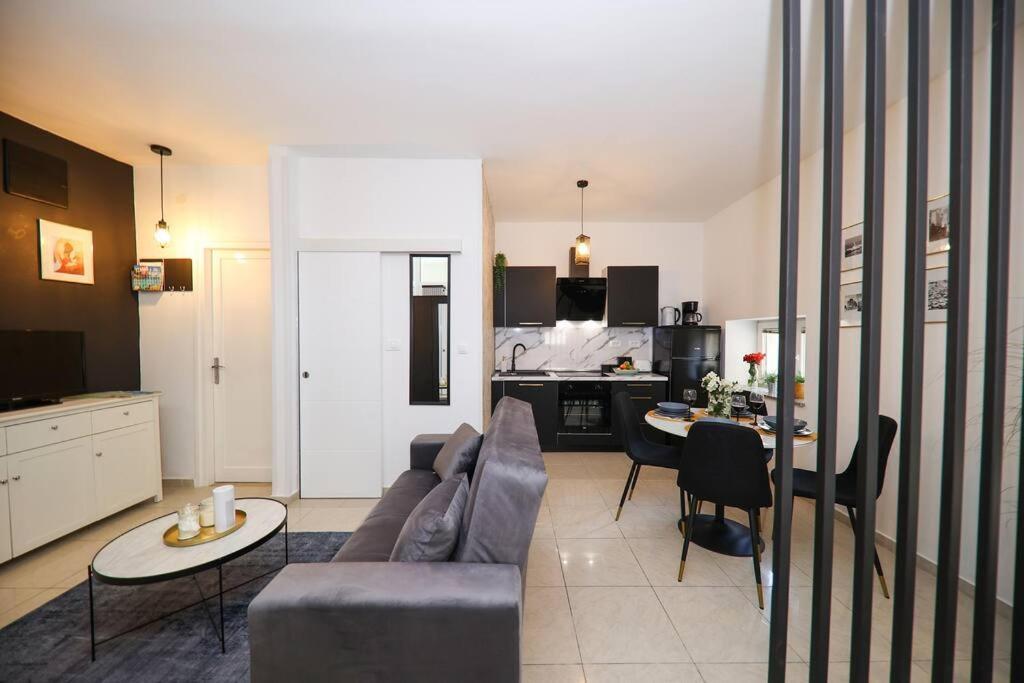 “Minipalais” Apartment In The Heart Of Zadar Bagian luar foto